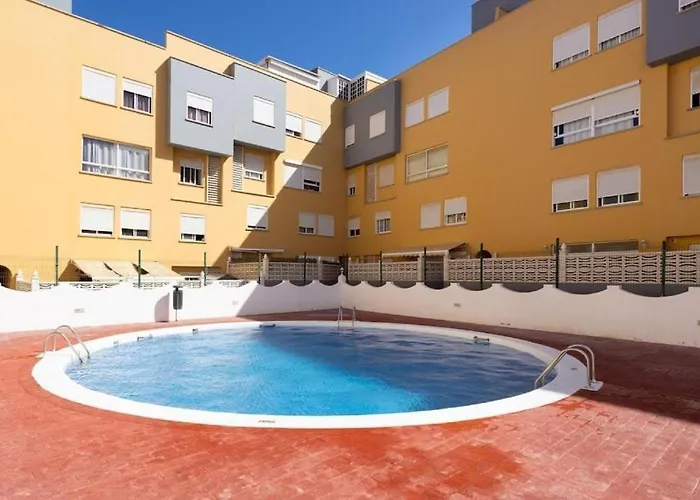 Ocean Breeze,pool,easy Parking,chill Out Apartment